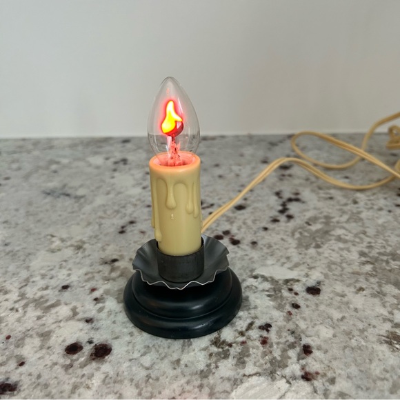 Lighted Jack-O-Latern - Picture 7 of 8